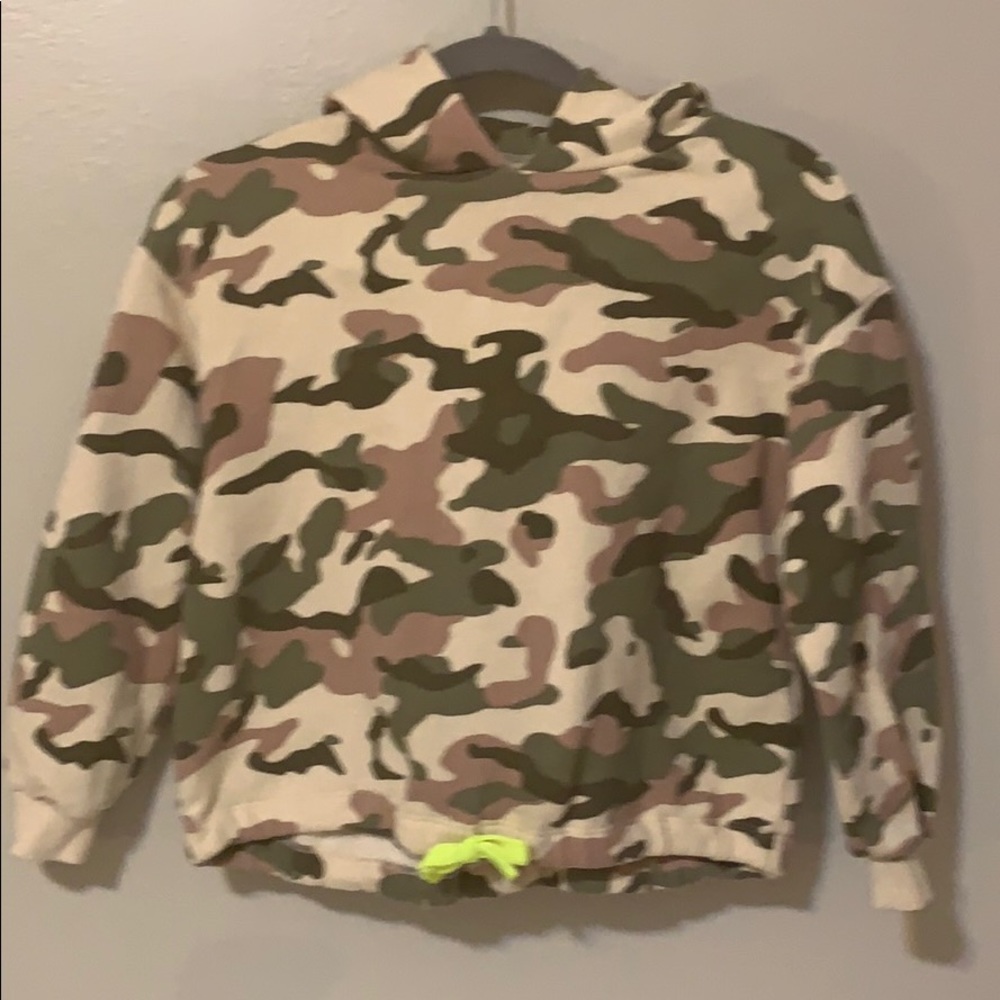 LIKE NEW Girl’s Cropped Hoodie